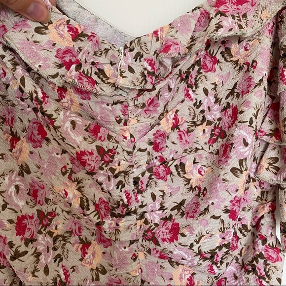 InTheStyle x Lorna Luxe ruffle off shoulder dress - Picture 7 of 12